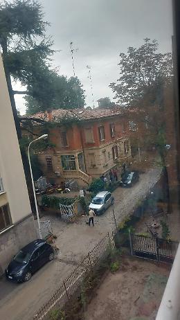 Via San Mamolo nuovamente allagata