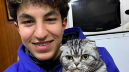 Incidente ad Altedo: Ilyas Moutaraji perde la vita in uno scontro tra moto e pulmino