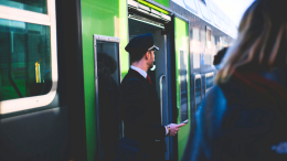 Sciopero di 24 ore dei treni nel weekend: disagi in tutta Italia
