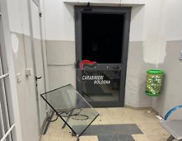 Giovane devasta stazione ferroviaria a Pioppe di Salvaro: "Ero nervoso"
