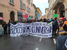 Tensioni in via Guerrazzi per contestare la Bernini