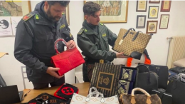 Maxi sequestro di abbigliamento contraffatto a Bologna: tra i marchi Louis Vuitton, Dior, Burberry, Disney e Fendi