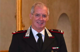 Il generale Lago va in pensione e lascia il comando del RIS di Parma dopo 15 anni di servizio