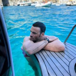 Giulio Berruti tra Pechino Express e l'amore con Maria Elena Boschi: 'Un grande dono nella mia vita'"