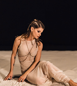 Alessandra Amoroso: un'estate di musica e dolce attesa?