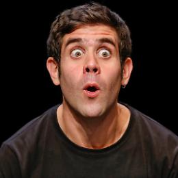 Il ritorno di 'Mistero Buffo': la magia di Dario Fo rivive con Matthias Martelli
