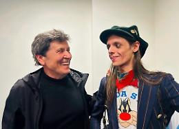 "Vivere la vita è un gioco da (eterni) ragazzi": l'incontro tra Morandi e Lucio Corsi fa il pieno di like