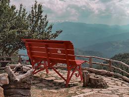 Le 15 Panchine Giganti nel cuore dell'Emilia-Romagna