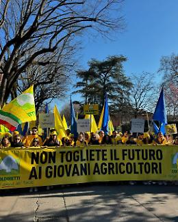 Coldiretti in marcia a Parma per chiedere trasparenza sui cibi sintetici
