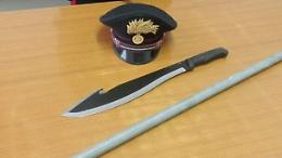 25enne di Novellara fermato a Bagnolo in Piano con machete, spranga e hashish