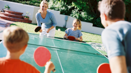 Ping pong, palestra per la mente: uno studio rivela i benefici neurologici del tennis tavolo