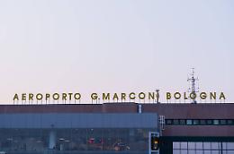 Stop ai voli notturni su Bologna: prorogato il divieto per un altro anno