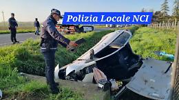 Paura all'alba sulla SP Selice: donna di 52 anni finisce in un fosso fuori strada