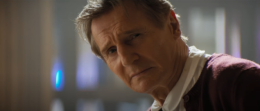 Liam Neeson riporta sul grande schermo la comicità di 'Naked Gun' con un esilarante reboot