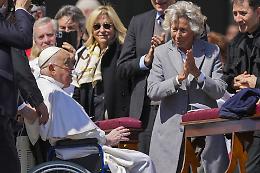 Papa Francesco a sorpresa alla basilica di San Pietro