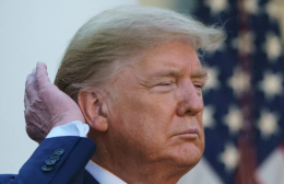 Dazi USA? No, la vera emergenza sono i 'bellissimi' capelli di Donald Trump 