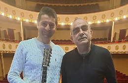Elio in 'Le Sottilissime Astuzie di Bertoldo': una fiaba musicale al Teatro Laura Betti