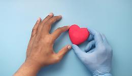 Gli italiani hanno paura della donazione di organi: aumentano i "no" nel 2025