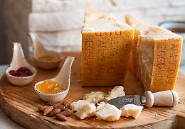 Anno record per il Parmigiano Reggiano: crescita del 4,9% nel 2024 ed export in forte aumento