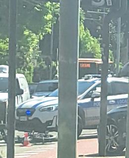 Ennesimo incidente auto-bicicletta sui viali