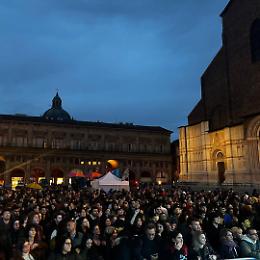 Bologna: stretta sugli alcolici per il Primo Maggio in piazza Maggiore