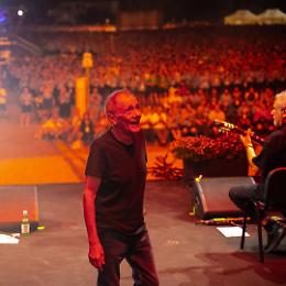 Roberto Vecchioni torna a Bologna con un concerto sold-out al Teatro EuropAuditorium