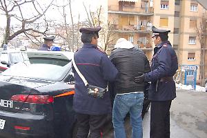 Blitz dell'Arma in Bolognina: sequestrati 2 kg di droga