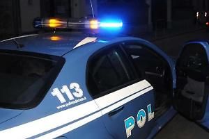 Armati di machete scatenano una rissa in mezzo alla strada a Bellariva