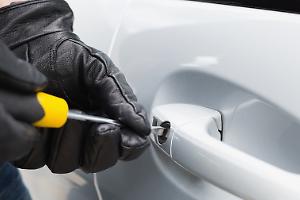 Furto in via Milazzo: denunciato un 23enne senza fissa dimora