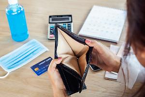 Aumenta la povertà tra i lavoratori: il 23% degli italiani fatica ad arrivare a fine mese