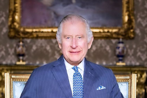 Re Carlo III ricoverato: la salute del sovrano sotto i riflettori