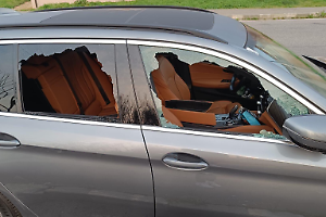 Nella notte, arrestati 4 "topi" d'auto