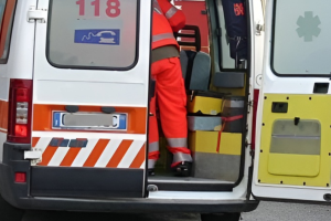 Tragedia nel Forlivese: centauro 55enne muore in un tragico scontro con un camion