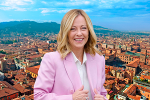 Giorgia Meloni si genuflette alla cultura woke