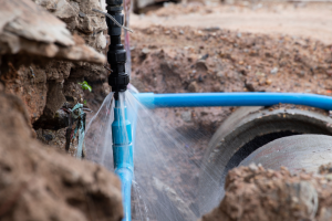 Bologna, lavori del tram: rottura di una tubatura lascia senz'acqua un intero quartiere