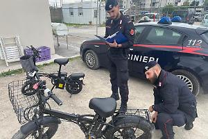 Biciclette elettriche truccate: sanzionata officina nel centro di Bologna