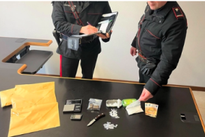 Scoperta a San Lazzaro una centrale dello spaccio in casa di un 30enne tunisino