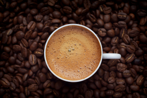 Caffè al bar fino a 2 euro a tazzina. Classifica delle città dove costa di più