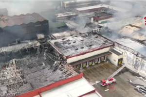 Continuano a emergere frammenti di amianto nella zona dell'Inalca