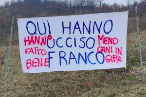 Imbrattato lo striscione in memoria di Franco: "L'uccisione, un’azione premeditata"