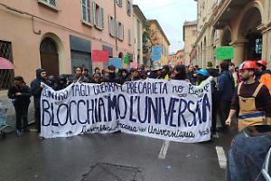 Tensioni in via Guerrazzi per contestare la Bernini
