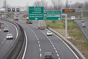 Lavori notturni sulla tangenziale di Bologna: chiusure e percorsi alternativi