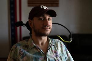 Neuralink di Elon Musk: la storia di Noland Arbaugh e le sfide etiche delle interfacce neurali