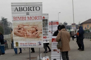 Fratelli d'Italia: legittime le veglie pro-life negli ospedali