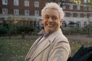 Michael Sheen, l'angelo gallese che risolve i debiti di 900 concittadini