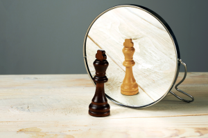 "Tornatene al tuo paese, marocchino di m". La lettera di odio contro Nassem Hammami