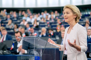 L'Eurocamera di "sì" al riarmo: «I finanziamenti non devono sottrarsi alla sanità e servizi pubblici»