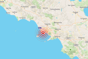 Forte terremoto ai Campi Flegrei, magnitudo 4.4