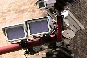 Multe post alluvione a Bologna: caos e polemiche sulla preferenziale di via Porrettana