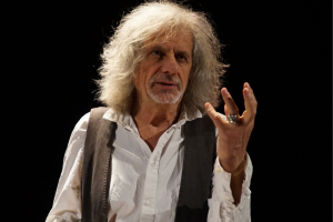 Alessandro Bergonzoni torna al Teatro Duse con 'Arrivano i Dunque'